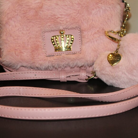 Juicy Couture CROSSBODY PINK purse furry HEART CHARM fluffy Pom Pom puff - Picture 2 of 14